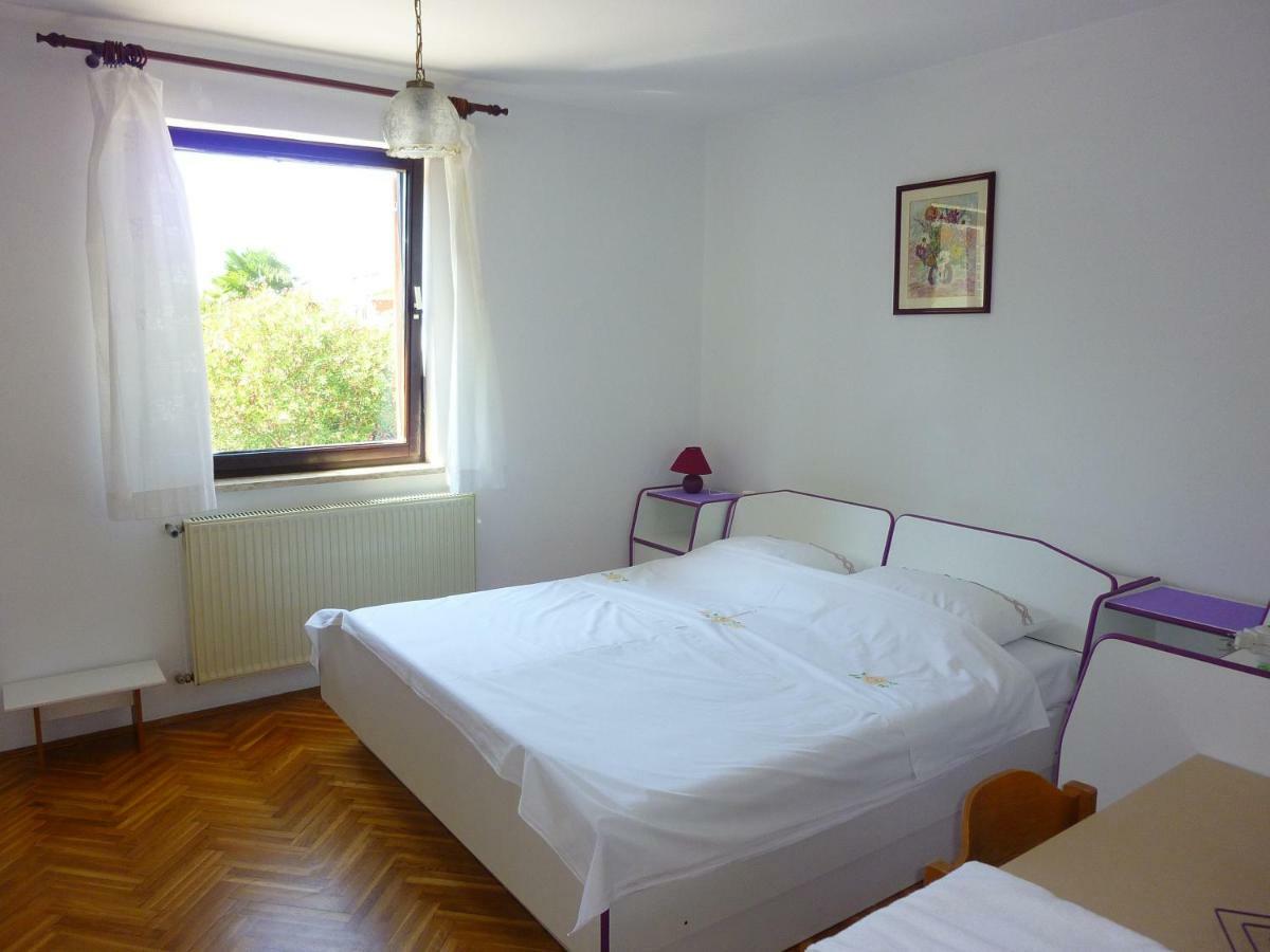Appartement Studio Ozi